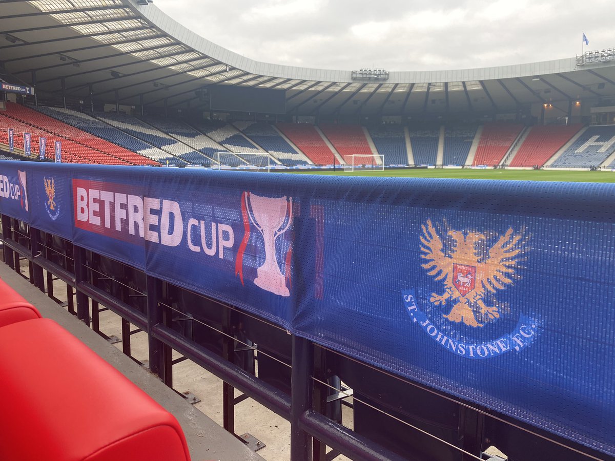 16smithlewis's tweet photo. 📸| The time has come... 
#SJFCLive #PumpItUp https://t.co/ueBu7kbtRk