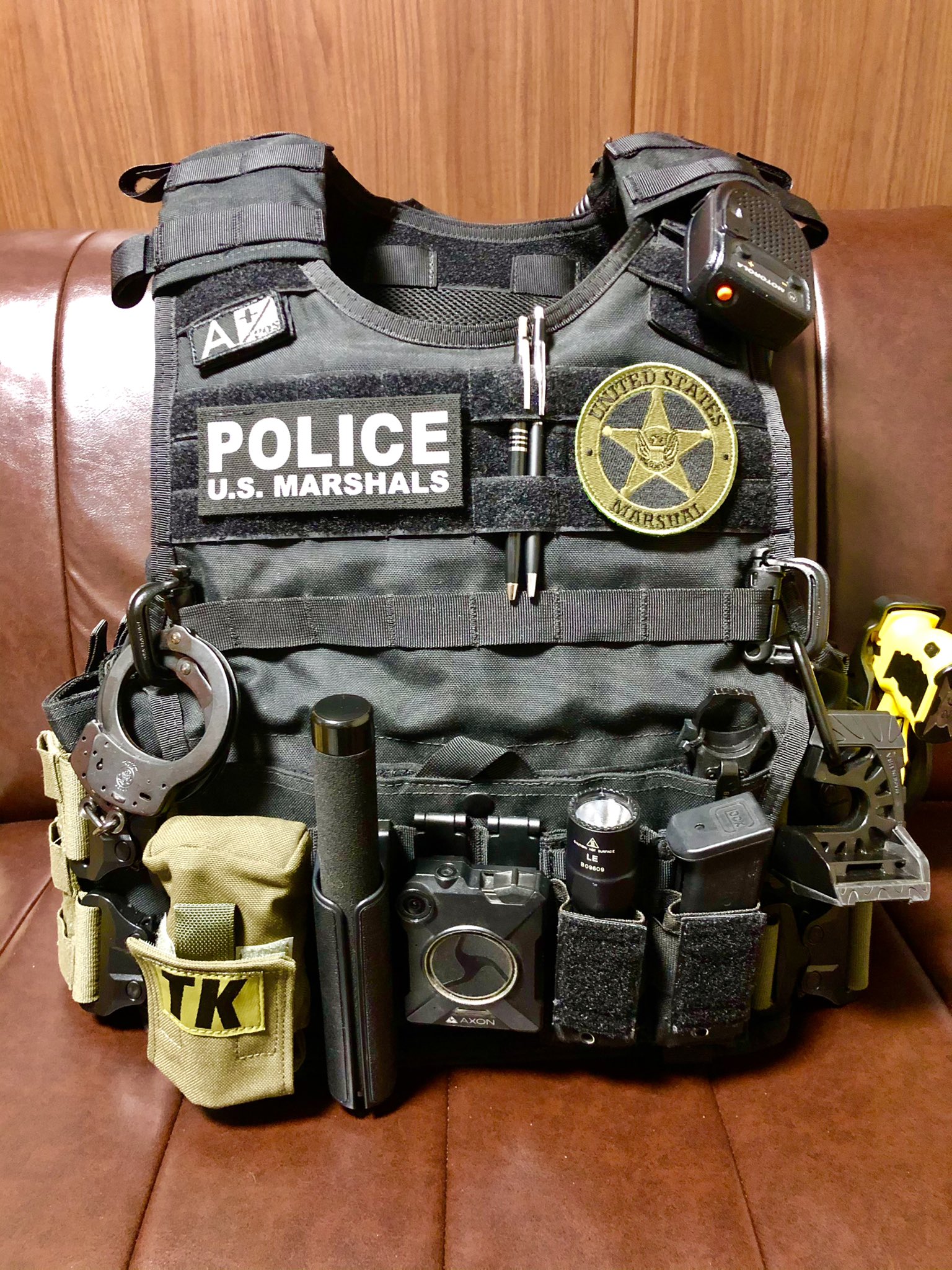 メーカー直売所 セイバートーチ製 sheriff （Nash シェリフ装備 PVC反射パッチ 個人装備