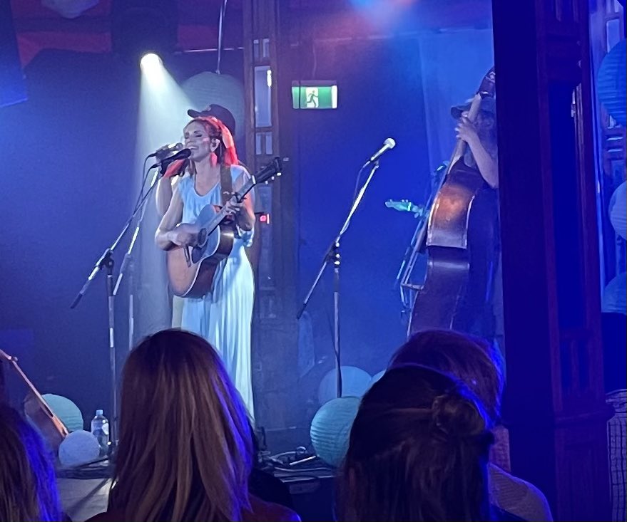 onlyinadelaide's tweet photo. Perfect Sunday arvo in the Wonderland Spiegeltent with the new queen of Oz country, the fantastic &amp; fierce @FannyLumsden and crack band The Pack @ADLfringe. Sweet tunes, awesome harmonies, lots o laughs and even a tear or two. The talented @timothyjbowen a top choice as support https://t.co/tTg7qqSfD7