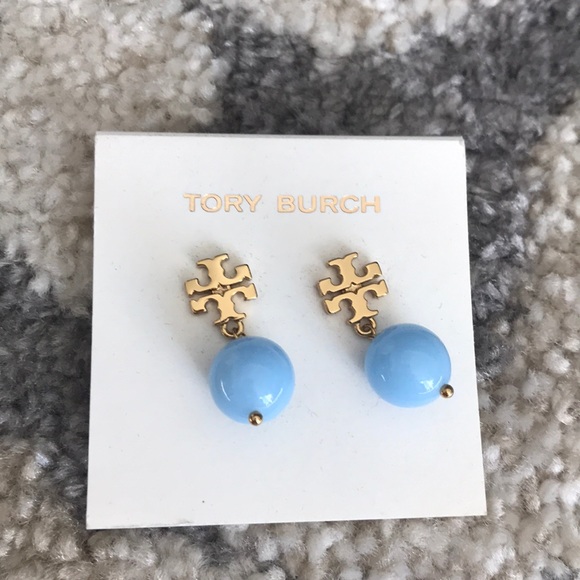 EbarryBarry's tweet photo. So good I had to share! Check out all the items I'm loving on @Poshmarkapp from @miller_tamyra #poshmark #fashion #style #shopmycloset #anthropologie #ullajohnson #toryburch: https://t.co/7aDU3UmOUm https://t.co/rPUEhQbkLx