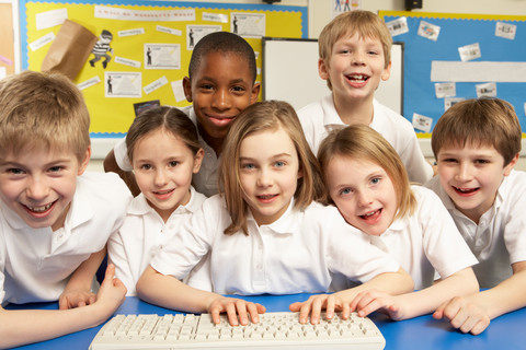 SHE__network's tweet photo. Incorporating students’ opinions, ideas and feedback is essential for the success and sustainability of a school’s health promotion activities. Participation is one of the key pillars of the health-promoting schools' concept.
See the SHE glossary. https://t.co/6TFuwpQj3s https://t.co/5z8p6jKjgH