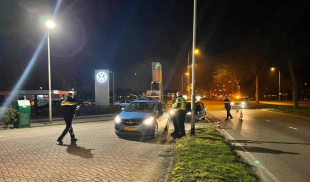 Alcoholcontrole op Voorschoterweg #voorschotenn - ..