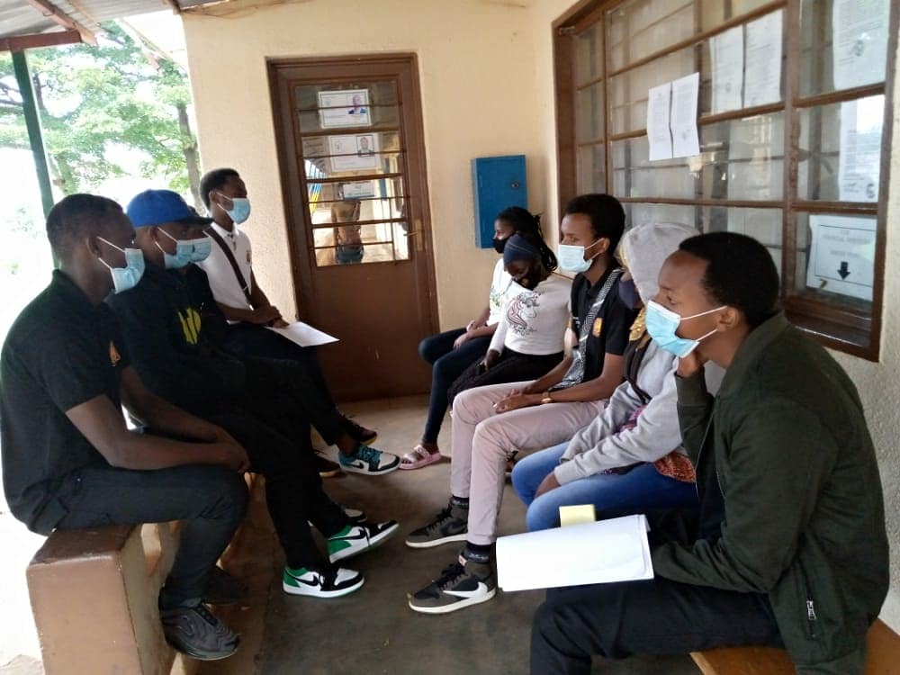 medsar_rwanda's tweet photo. We had a Field Visit at Huye, we visited teen mothers whom we presented our project #YEASRH of which we partner with #imcc_rwanda to listen from them their perspectives and possible inputs according to their perspectives
(1/2) https://t.co/40BTnZr9jA