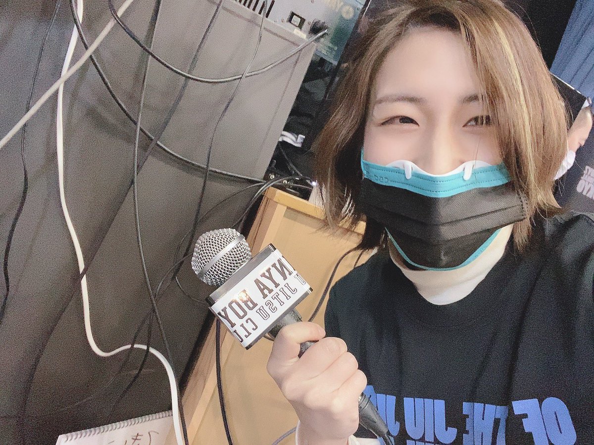 Sakiyo_ABE's tweet photo. KIT02無事に終幕!✨
選手の皆さん、ご視聴いただいた皆さん、関係者の皆さん本当にありがとうございました!
今回は有難くも勝者インタビューを担当させていただきました(*´ `*)
イゴール選手、中井先生、春山さんと📸
#KIT02 https://t.co/AzH7U2f6HT