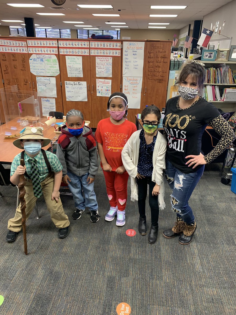 JoSpedale's tweet photo. Celebrating 100 days of school! @CyFairYeager #yeagerbuzz #100daysofschool https://t.co/ShgMGaBYzY