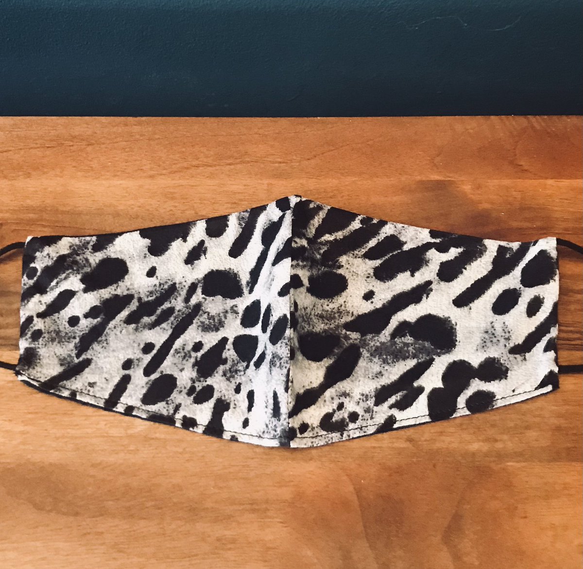 Samsthreads's tweet photo. Gorgeous new animal print masks in stock. Washable, breathable and double layered £9.99 #staysafe https://t.co/yoe6omcQ5Q