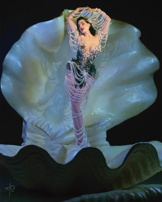 友友们 看到就是赚到 https://t.co/khwxGzGee9