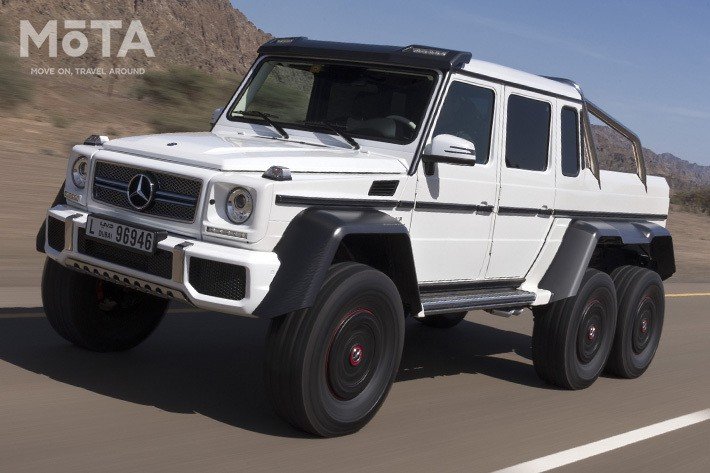 Zar على تويتر 14年に販売された6輪のメルセデス ベンツg63 Amg 6 6 軍用車に使われる6輪 駆動システムや防弾仕様車に採用されるサスペンションを備える 日本への割り当てはわずか5台 そして8000万円で販売された激レアgクラスを写真と共に紹介します Zar على تويتر 14年に販売された6輪のメルセデス ベンツg63 Amg 6 6 軍用車に使われる6輪 駆動システムや防弾仕様車に採用されるサスペンションを備える 日本への割り当てはわずか5台 そして8000万円で販売された激レアgクラスを写真と共に紹介します