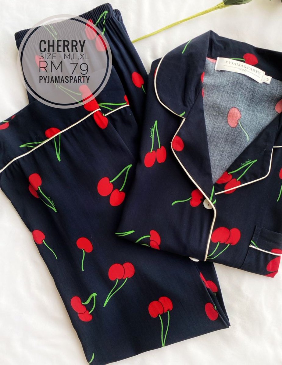 PyjamaSatin's tweet image. Comey kann cotton pyjamas ni 😘

☑️ Breatheable, sejuk, tak tebal pun cotton ni 😍😍😍 sedap pakai tidur, selesa yamatttt! 😉☺️

🍒RM79
🍒Available lagi semua size

Order &amp;amp; Size chart click this link :
wa.me/60134337905

#cottonpyjamas #pyjamas #bajutidur #nightwear