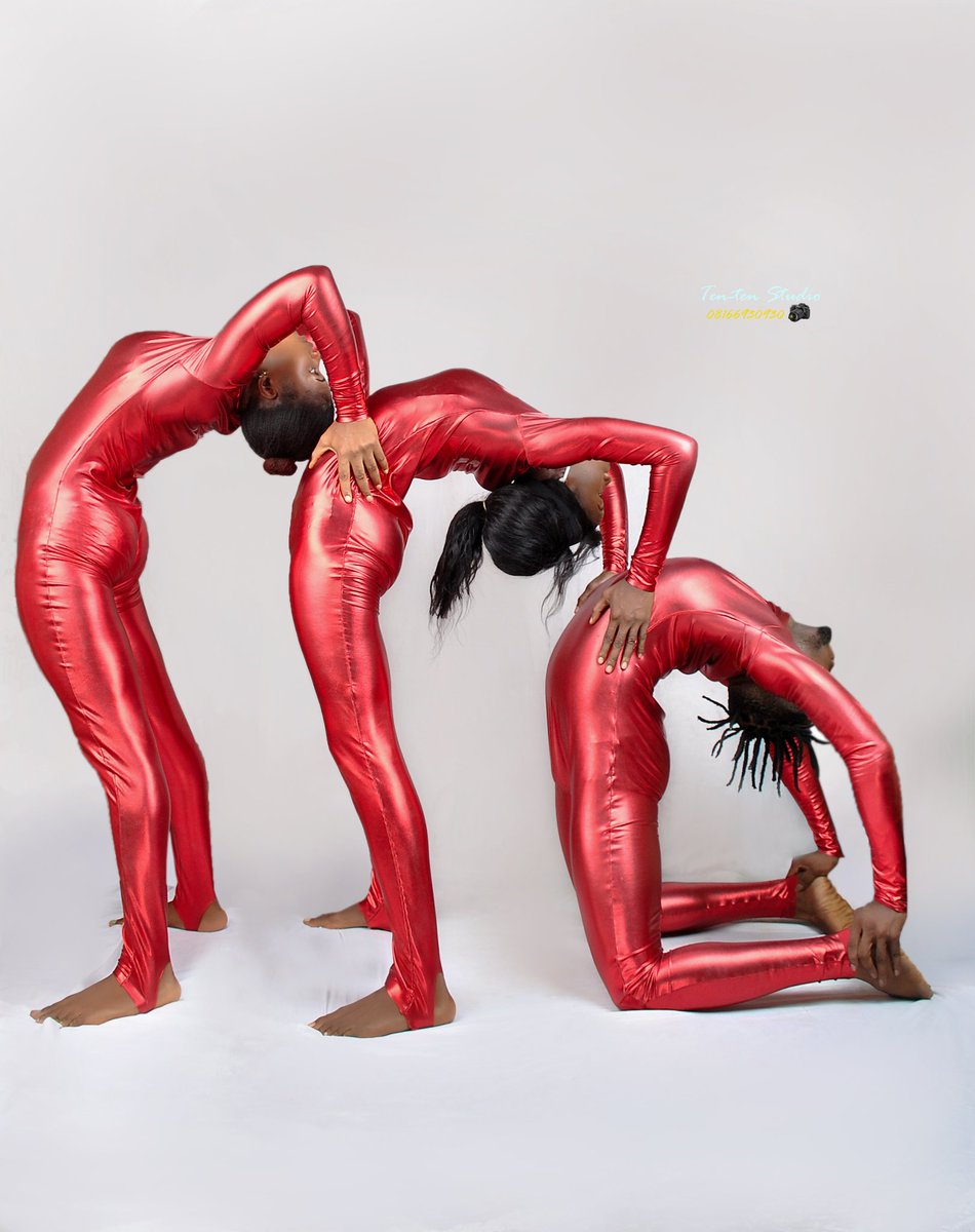 Chiibabyym's tweet photo. If u can't stop thinking about it, don't stop working for it♥️♥️♥️

Happy Sunday Cup Cakes
💃💃💃

@ten_ten_studio shot it
@flexible_excel
#contortion #contortion_post
#contortionist #flexible_people #flexibilitygoals #flexibilityposts_ #gain #gainchain https://t.co/wUUeRi6vcP