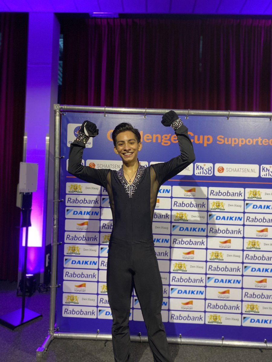 absoluteskating's tweet photo. #DonovanCarrillo did it! He qualified for the World Championships! ✨🤩 Congratulations! 👏🏻🤩 #ChallengeCup2021 https://t.co/vnjuRNBr9W