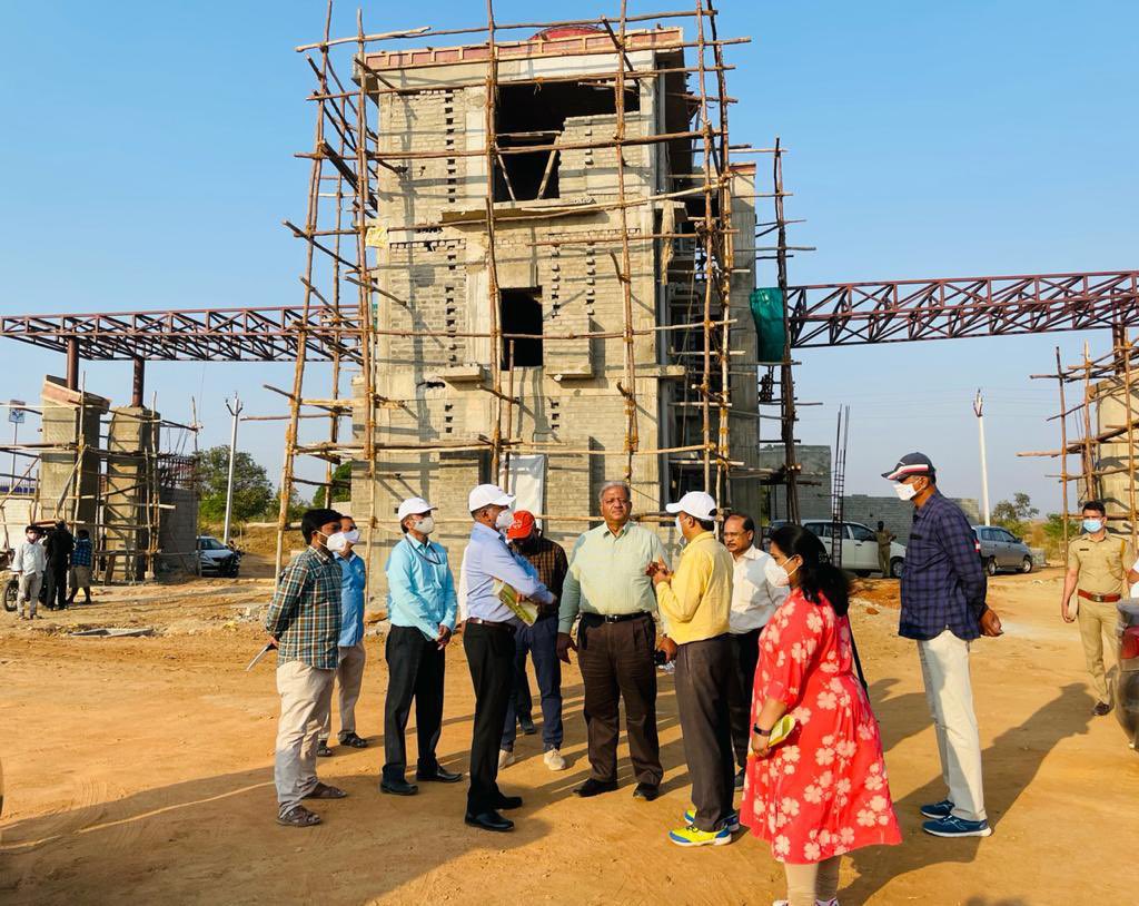 cbic_india's tweet photo. Chairman CBIC Sh. M Ajit Kumar along with Pr. DG, NACIN visited the proposed NACIN site at Hindupur and reviewed the progress of work on site and discussed the planning of various facilities, design of buildings with the Master planner and the engineers of CPWD. https://t.co/88PNxw00eG