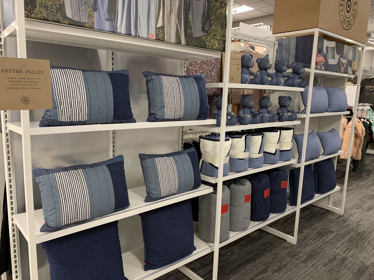 Two iconic brands blend together as one today <a href="/Target/">Target</a> T1768 is proud to represent with <a href="/LEVIS/">Levi's®</a> <a href="/natelane39/">Nate Lane</a> <a href="/Le_Hulett/">Leandra Hulett</a> @PaigeWatson_TGT <a href="/RobSpringer/">Rob Springer</a> @Samantha_TGT <a href="/KD_Kline/">Katy Kline</a> <a href="/allieattarget/">Allie L’Homme 🎯</a> <a href="/brittrader_TGT/">Brittney Rader</a> @TargetTess <a href="/Alicia_Michel21/">Alicia</a>