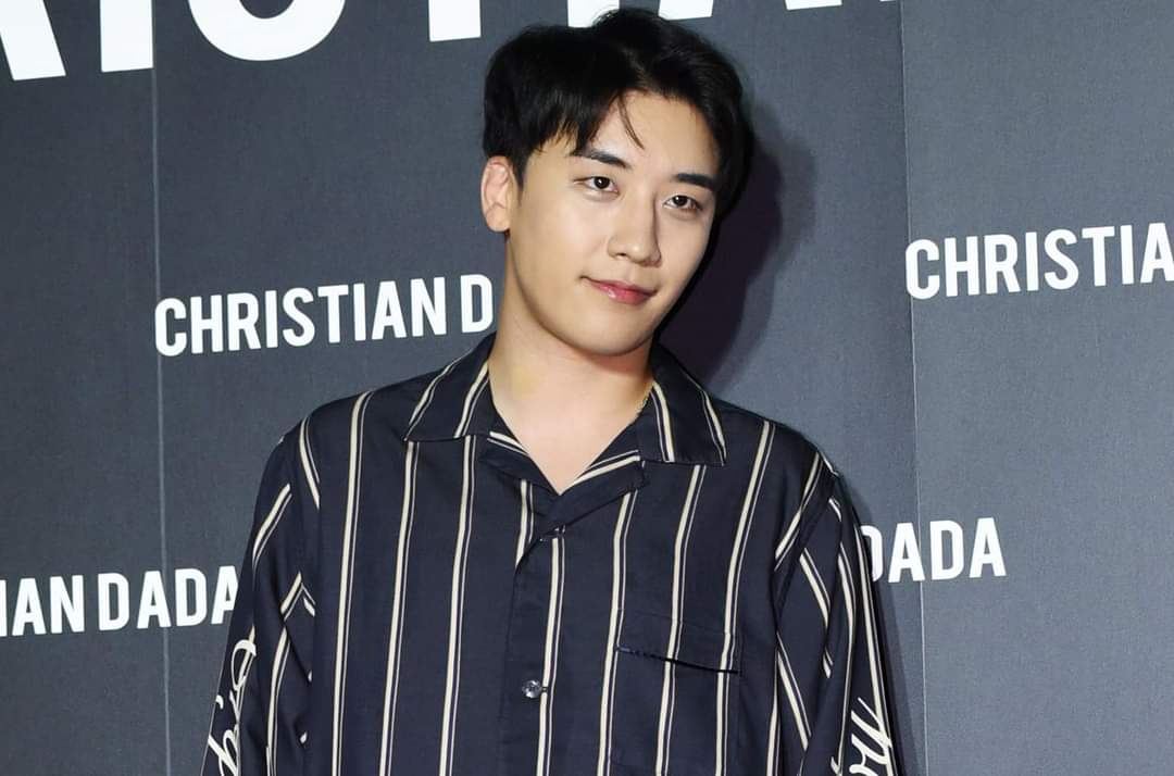 VvipWint's tweet photo. Shame on the K_media
You should rewrite a lot that he is no longer guilty as you exaggerated a lot of bad news about him in 2019.
Victory is victory, never loses..
The phoenix is ​​back.🐼
@ForvictoRi
#Seungri
#Seungriisinnocent
#VICTORY
#BIGBANG
#ApologizeToSeungri https://t.co/NEw5Sqs02E