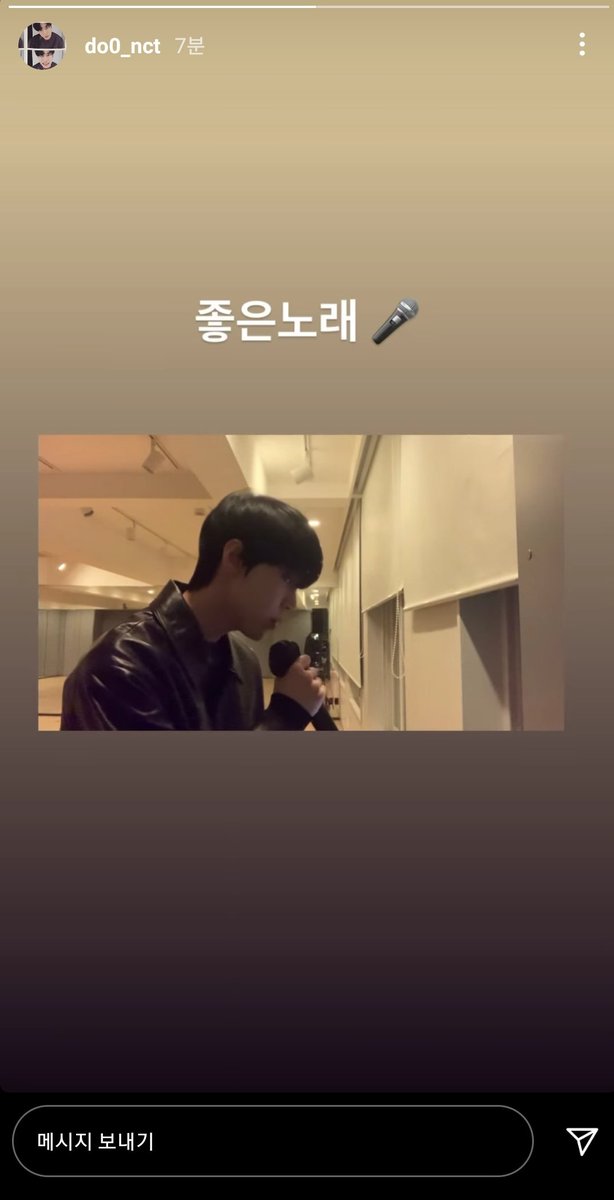 jw21900's tweet photo. 나진짜돌어버리겠네나이노래진짜좋아해서귄진아님이랑다른유튜버분이랑쏠님이커버하신것도다들어보고하루종일이노래만들었는데진짜지금미칠지경 https://t.co/oqa0CHVjE7