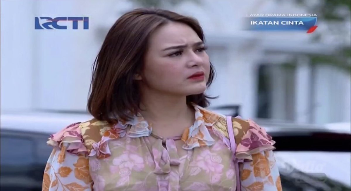 Lantang bgt Mba Andin ngomong “kata siapa aku mau kabur,siapa yg bilang aku mau kabur????” 
“Aku mau pulang kok”
“Pondok Pelita ya Jl alamanda no. 5” 

Ngomongnya ke al kok berasa gue yg ke sindir! Iye Mba Iye sepurone loh..maklum lah 😌😌😌😌😌😌
 #IkatanCintaEp184