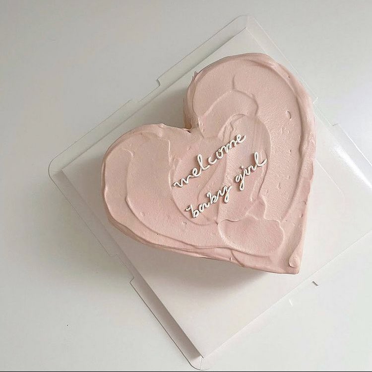 mrymdreams's tweet photo. For the love of minimal cakes. https://t.co/IbWuTc2f6B