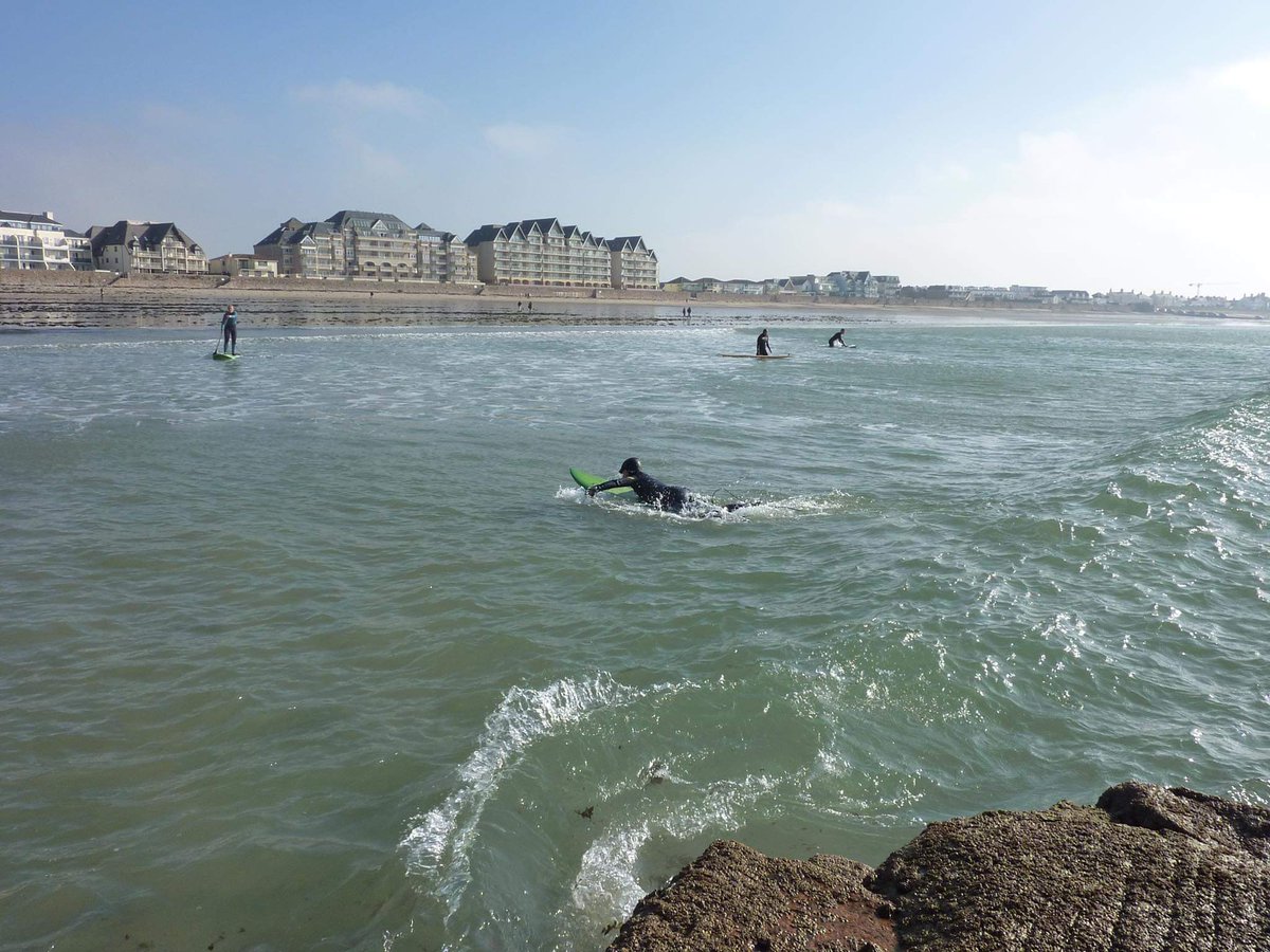VezzaThomas's tweet photo. Great morning surfing "ankle snappers" with my boy !! ๐ Time for a snooze ๐@JerseySport @JerseySportFd #MoveMoreJersey #FeelGoodFebruary #WinningThisWinter #InspiringAnActiveJersey #SupFun #SurfFun https://t.co/E8RMWiFh56