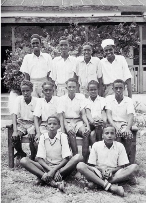 whitestar247's tweet photo. Somali students in Hargeysa.

#Somali #Soomaaliya #Hargeisa #Education https://t.co/T7z1ZIXpvP