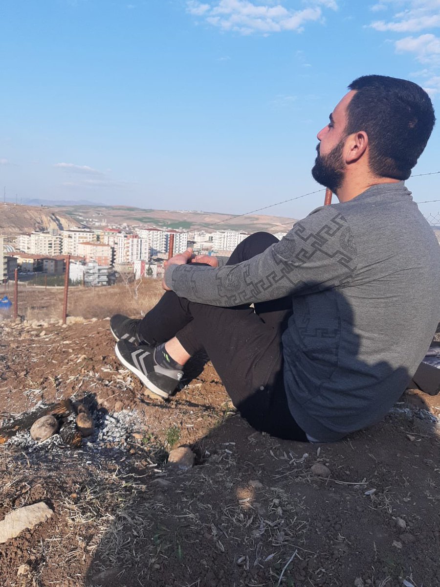 Werin pitatê ser pela😋😅😅 <a href="/ehmusTun5/">Şehmus Tunç</a>