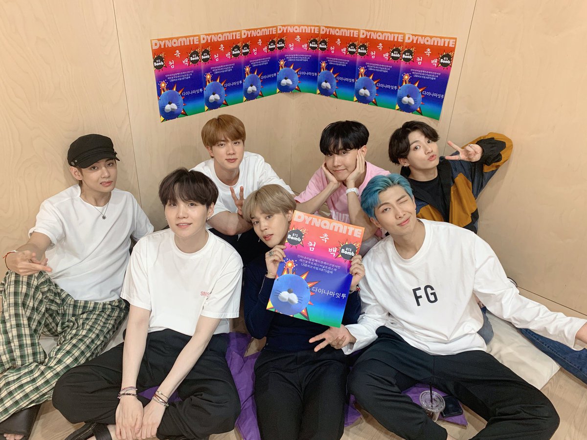 yoonmi_0909's tweet photo. They deserve respect and love!
💜💜💜
#Matuschik_OUT
#NOtoRacism
#NEINzuRassismus
#GermanMEDIA_racism
#DeutscheMEDIEN_Rasismus https://t.co/JWReUcJZgf