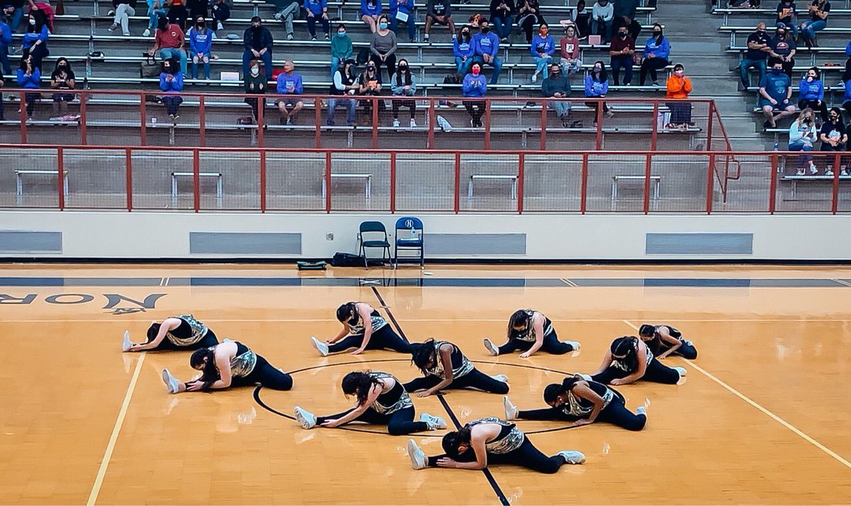 Silver Stars got SWEEPSTAKES this past weekend AND brought home 3rd place in field routine!! Could not be more proud of these wonderful dancers. ❤️ #raiderstrong #prouddirector #smadance @THS_Peppers @TaftCheer201920 @THSHighsteppers @NISDTaft @NISDComArts @NISD_FineArts