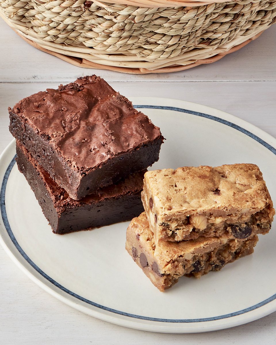 Breakfast, anyone? ☀️🍪☕️