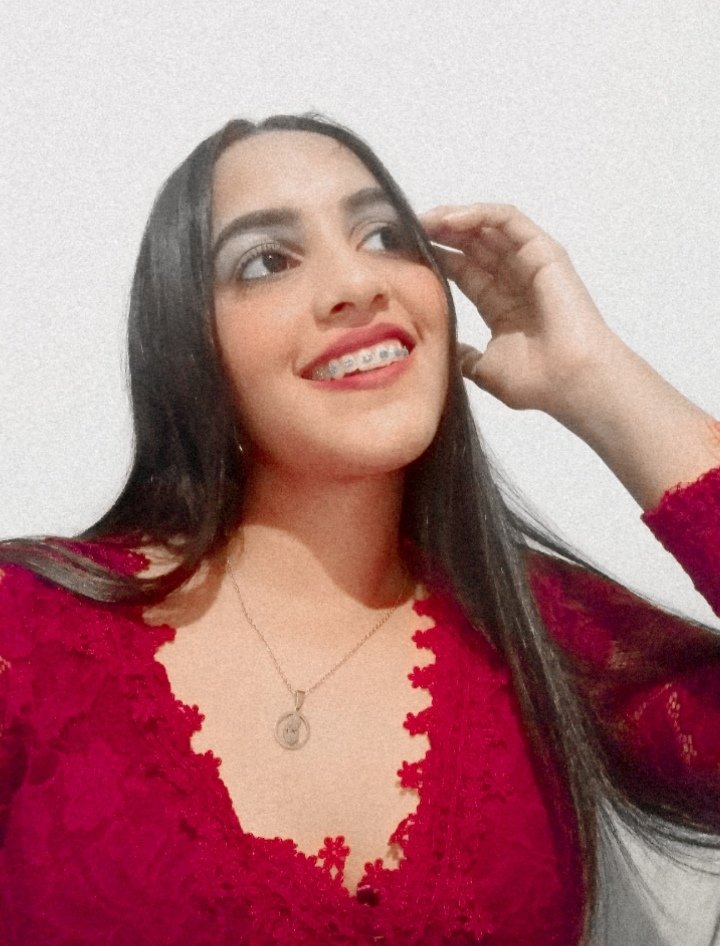 Roycenatica__'s tweet photo. Como cuando te ríes distraídamente 🤫😁 https://t.co/ANnNvkVDyG