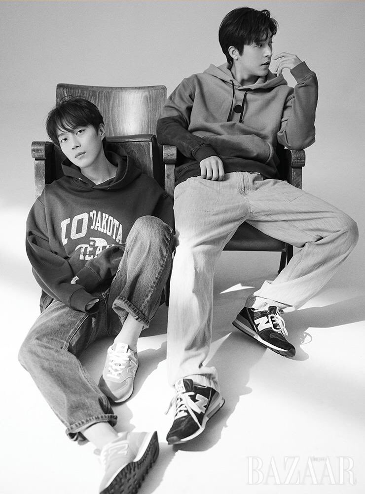 hlxnews's tweet photo. [PHOTO] #HIGHLIGHT for Harper BAZAAR March Issue.

#하이라이트  @Highlight_AUent https://t.co/0PeVOUnbDG