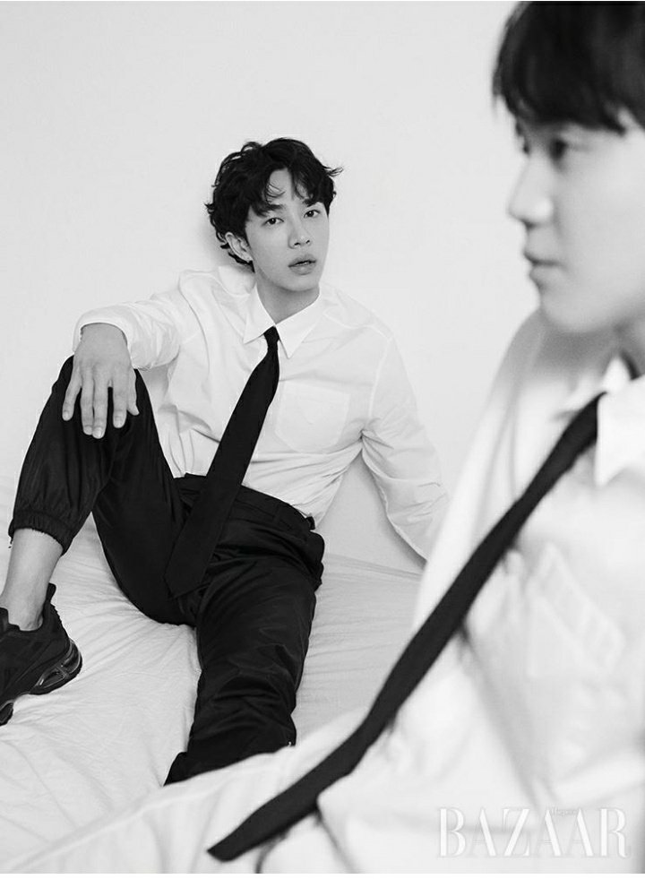hlxnews's tweet photo. [PHOTO] #HIGHLIGHT for Harper BAZAAR March Issue.

#하이라이트  @Highlight_AUent https://t.co/0PeVOUnbDG