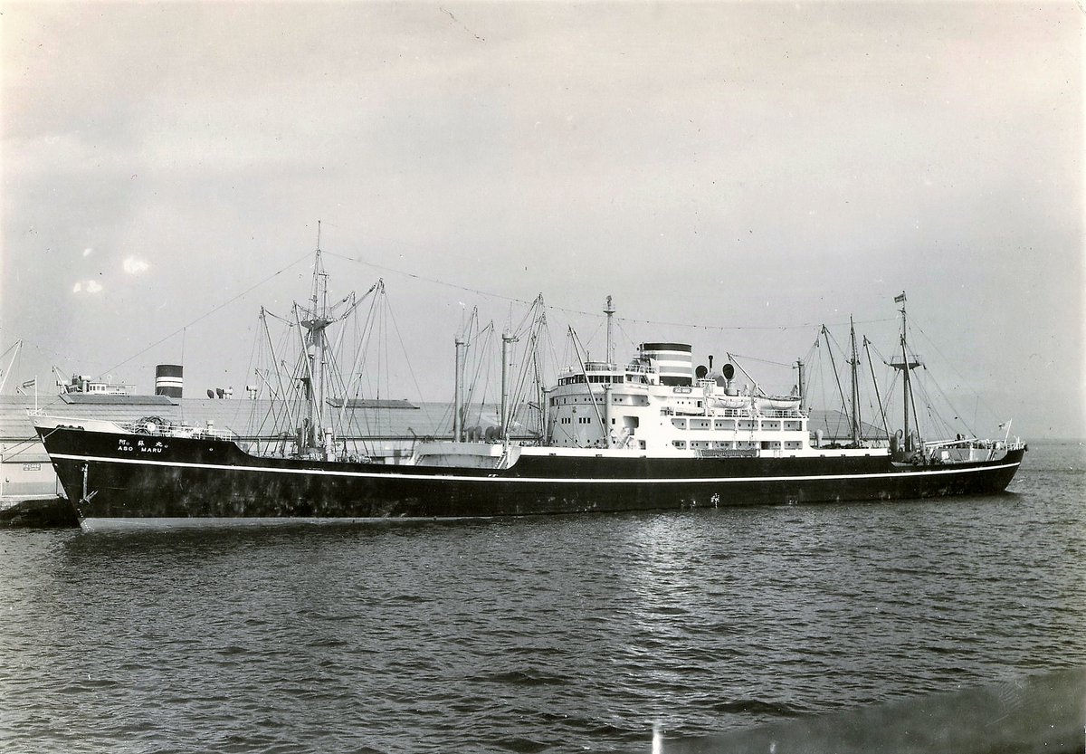 panamaru2's tweet photo. #Old_Photo_Collection
One of eleven #A_Class_ships #NYK_LINE #ASO_MARU 7,522GRT b-1954 by #WEST_JAPAN_HEAVY_INDUSTRIES_LTD NAGASAKI.
She was sold in 1972 to Great Fortune Nav. Co. S. A. #GREAT_SUCCESS
Scrapped Kaohsiung 1977.
#shipsinpics https://t.co/17Z58fWcLK