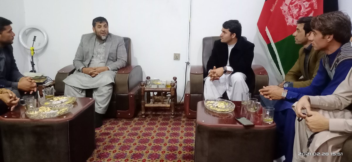 ConvoyVcs's tweet photo. د ویښ کاروان ټولنې غړو د ننګرهار د ولایتي شورا له مخکیني وکیل سره وکتل;
۱۳۹۹/۱۱/۱۰ یکشنبه
د ویښ کاروان ټولنې د رهبرۍ غړو د ننګرهار د ولایتي شورا مخکیني غړي او ولسي زړور مشر زبیح الله زمري سره وکتل.
په یاده کتنه کې د ننګرهار په هر اړخیز ...
https://t.co/kPs5XSV5Pf https://t.co/2VVHmcvJnU