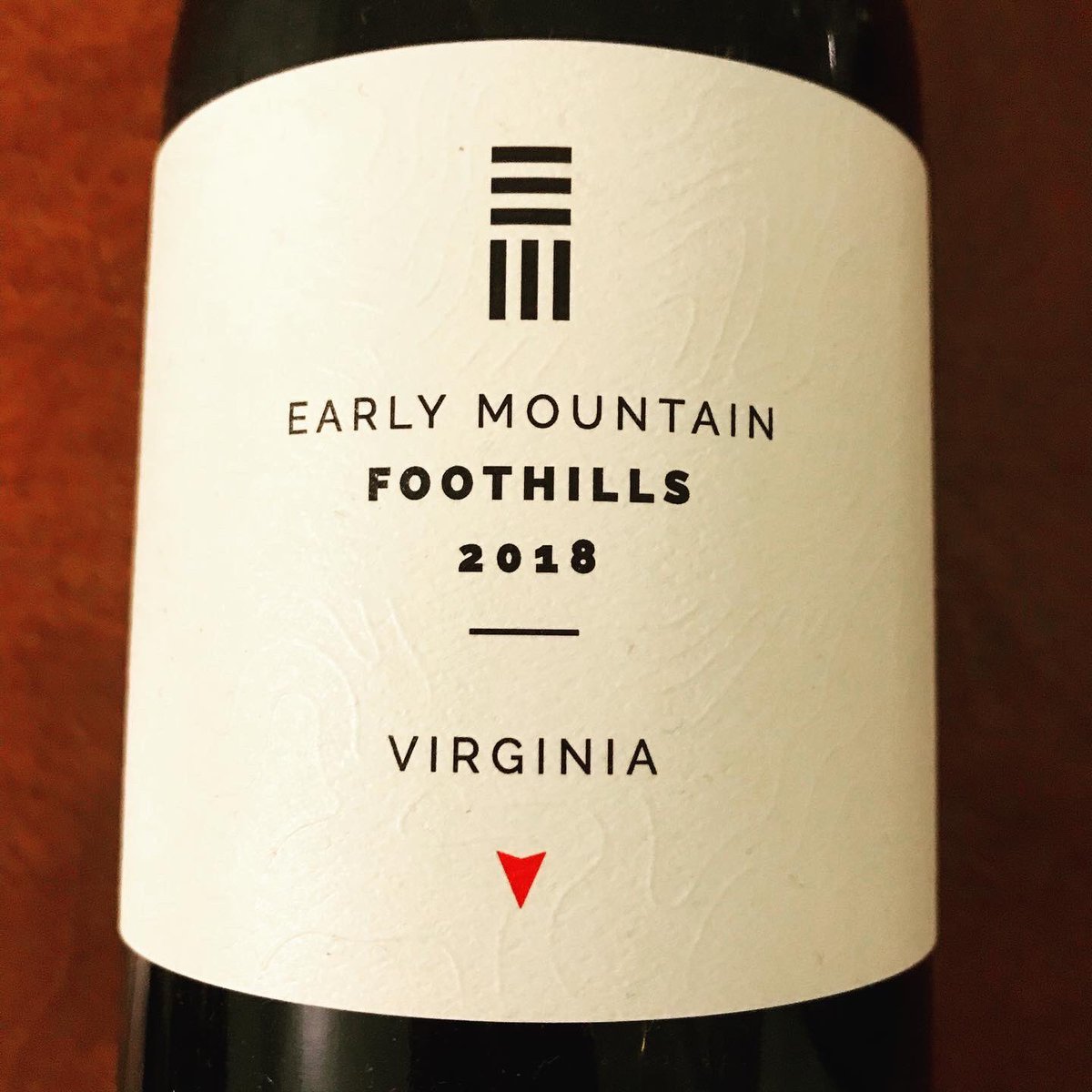 The Vino Cru (@thevinocru) on Twitter photo My #wine of the work week: <a href="/EarlyMountain/">Early Mountain Wine</a> 2018 Foothills. Delish #bordeaux style blend of #virginia varietals #cabernetfranc #merlot #cabernetsauvignon #petitverdot #petitmanseng #tannat. #thevinocru #winelovers #vawine #vawinetogether #loveva #winetime <a href="/VAWine/">Virginia Wine</a> <a href="/MonticelloWines/">MonticelloWineTrail</a> My #wine of the work week: <a href="/EarlyMountain/">Early Mountain Wine</a> 2018 Foothills. Delish #bordeaux style blend of #virginia varietals #cabernetfranc #merlot #cabernetsauvignon #petitverdot #petitmanseng #tannat. #thevinocru #winelovers #vawine #vawinetogether #loveva #winetime <a href="/VAWine/">Virginia Wine</a> <a href="/MonticelloWines/">MonticelloWineTrail</a>