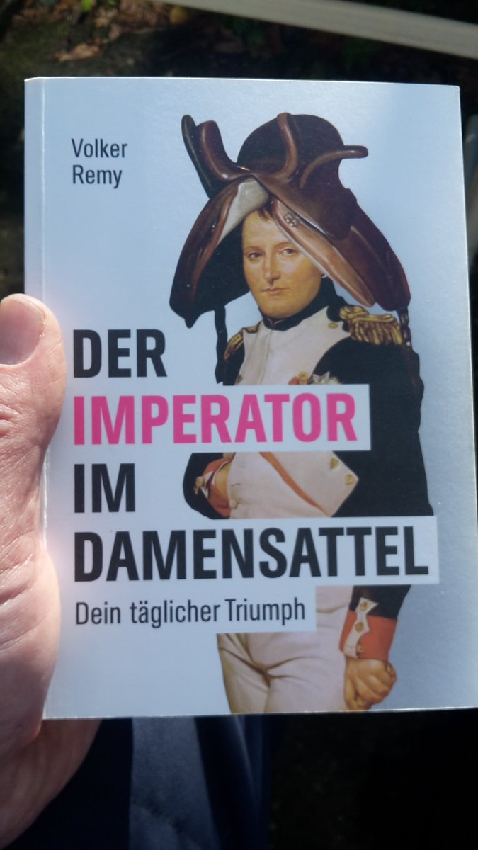 gebrauchsgrafik's tweet image. Den Größenwahn einiger sogenannter #Entscheider um mich herum, kann ich eigentlich nur noch so kommentieren. Der geschätzte @VolkerRemy wird es mir da oben sicher verzeihen. Und nein. #Corona ist nicht schuld. Es macht den Irrsinn nur sichtbar.