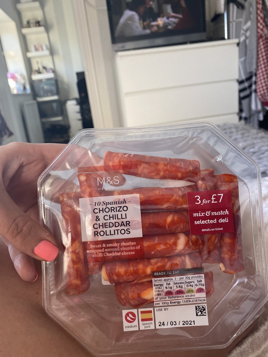 darcb1x's tweet photo. Up there with god tier snacks https://t.co/BldTHOfT8t