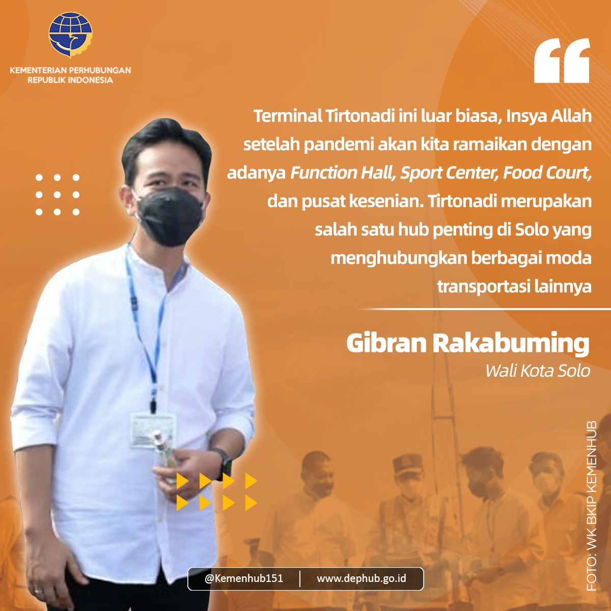 kemenhub151's tweet photo. Wali Kota Solo menyampaikan apresiasi atas proyek revitalisasi ini. Terminal Tirtonadi nantinya diharapkan menjadi salah satu hub penting di Solo yang menghubungkan berbagai moda transportasi lainnya #TransportasiMaju https://t.co/EoqhSq4eF3