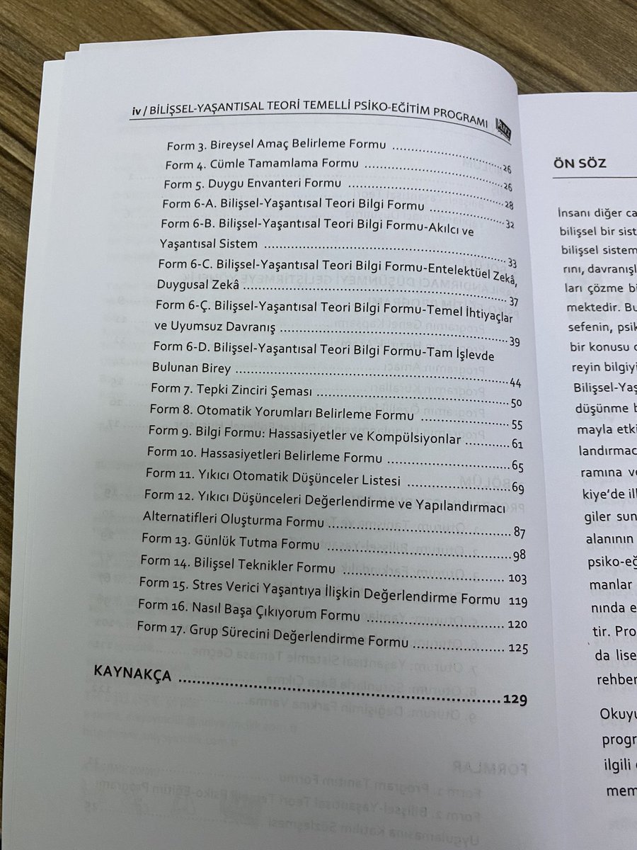 8 Mart Dünya Kadınlar Günü nedeniyle iki kadın takipçime, kapak görselini ve içeriğini paylaştığım kitabımı hediye etmek istiyorum. Çekilişin birisi bu gönderiyi beğenenler arasından birisi de retweet yapanlar arasından belirlenecektir. Sonuçları 8 Mart’ta paylaşacağım 😊🙏