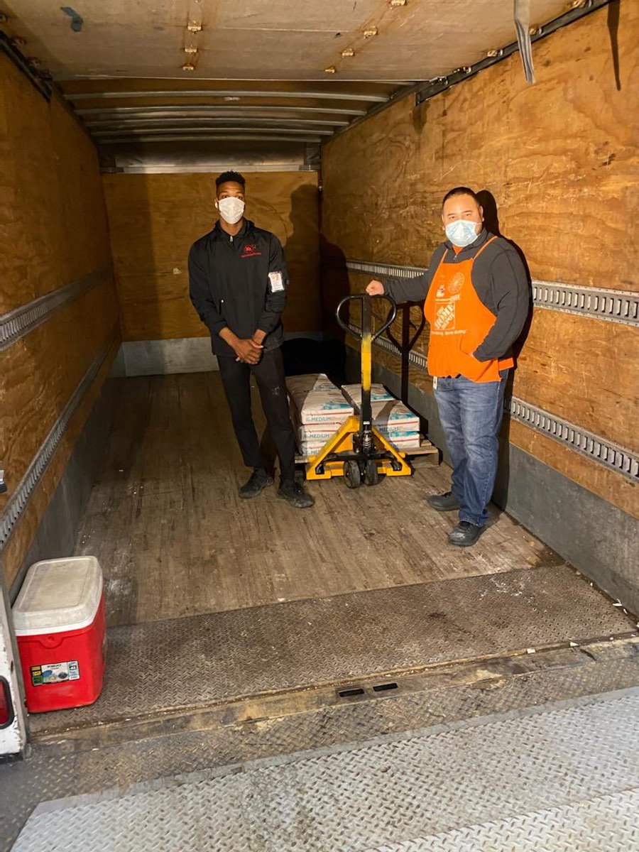 Dallas MDO 5823 (@thd_mdo5823) on Twitter photo Our first DFS order went out yesterday! Great things coming to the Dallas market! <a href="/THDRickPina/">Rick Piña</a> <a href="/allgaier_john/">John Allgaier</a> <a href="/THDHRMatt/">Matthew Ivetic</a> <a href="/TekishaSmith/">Tekisha Smith</a> <a href="/Bhutch07/">Brandon Hutchison</a> Our first DFS order went out yesterday! Great things coming to the Dallas market! <a href="/THDRickPina/">Rick Piña</a> <a href="/allgaier_john/">John Allgaier</a> <a href="/THDHRMatt/">Matthew Ivetic</a> <a href="/TekishaSmith/">Tekisha Smith</a> <a href="/Bhutch07/">Brandon Hutchison</a>