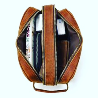 leather_kenya's tweet photo. This shower bag provides more storage space yet small enough to fit inside a luggage.

Collapsible to minimize space when not in use.

We can manufacture this and other bespoke leather products at wholesale price.

#LeatherManufacturers
#LeatherProducts
#MadeInKenya
#Wholesale https://t.co/B2uNTK23i5
