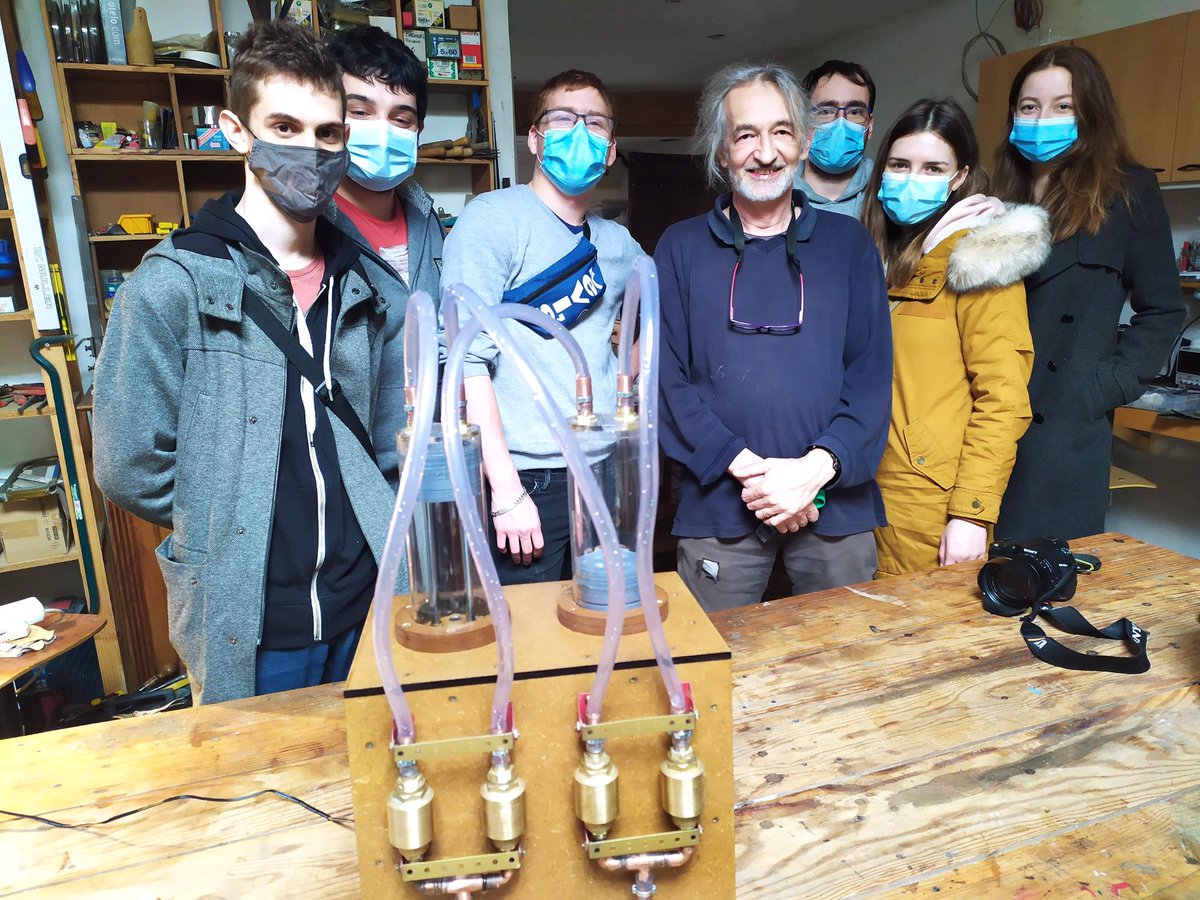 C’est parti ! ⏱ J-1 avant le début du nouveau projet #audiovisuel des #étudiants de la Licence, en collaboration avec les <a href="/MMI2_APP/">MMI Béziers - Apprentissage</a> 🎥

Derniers préparatifs départ à 5h demain 🏰 Bienvenue à Lexie et Siméon, acteurs du film. Merci à Alexis du Fablab pour cette superbe machine 🩸