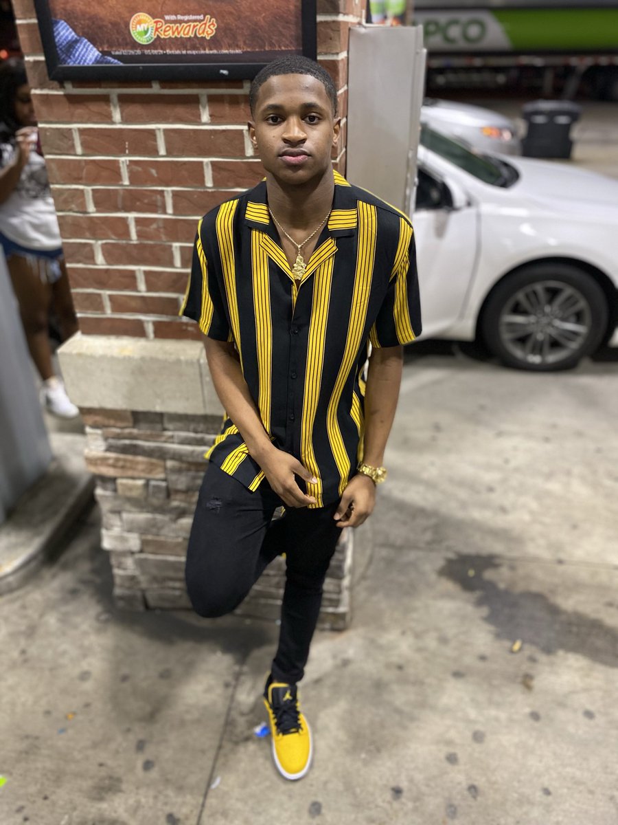 deuce_mike_'s tweet photo. You Ain’t My Main 👧🏾But Ya Top 10🚦 https://t.co/VEgt5R0Olu