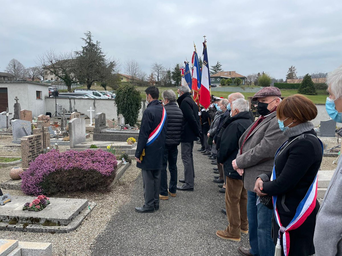 CyrilPellevat's tweet photo. 📌 A Sciez #hommage aux #résistants du combat de #Foges le 22 février 1944.
📌 A Thonon #commémoration #fusillade dans la cour de l'Ecole hôtel Savoie-Léman le 26 février 1944.
#devoirdemémoire #respect
@LeMessagerfr @ledauphine @AlpesRadio @LaRadioPlus https://t.co/jBSQ0uqLKT