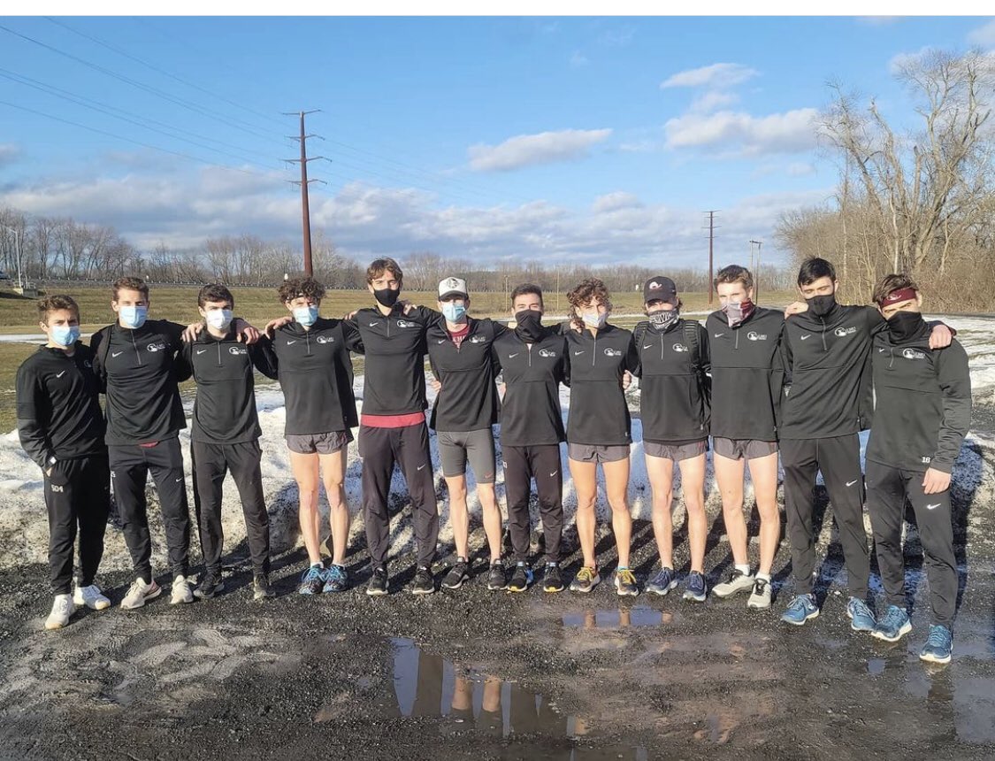 kstover90's tweet photo. Rogers and Stover helped lead LHUXC to a 2nd place finish at the LHU Winter Classic on Saturday. Both finished in the top 7 for LHU running new XC PR’s. Nice job guys! @GOVERNAD1 @run4lhu @LHUTFXC @StoverKoe @HERSHEYTRACK https://t.co/MdkRVtD2Wf