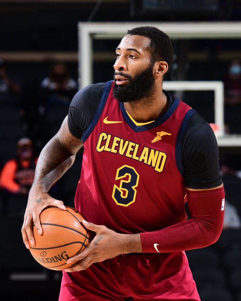 TheDunkCentral's tweet photo. The Raptors, Nets, Celtics and Heat are among teams interested in Andre Drummond

Eastern Conference executive: "All of those teams in the East know they need an established and reliable big if they were to face Embiid or Giannis in the playoffs." 

(Via @GeryWoelfel) https://t.co/9HSwdAzkwa