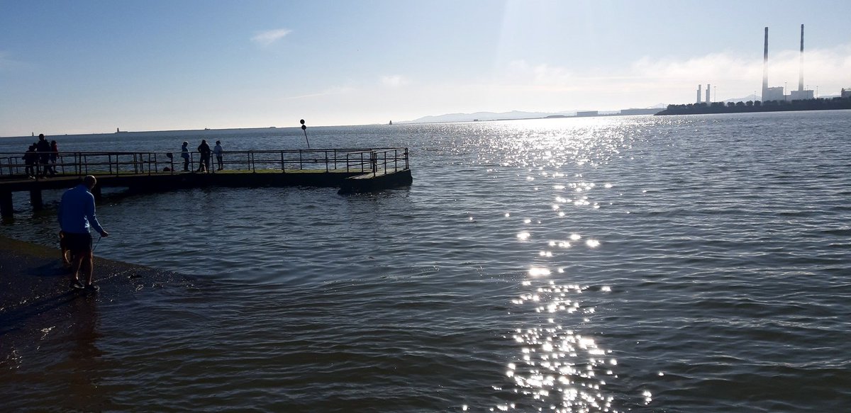 DCUWater's tweet image. .@DCUWater need r round monitoring #Dublinbay: #swimability info.  Swimmers every day. Amazing resource. Be leaders! A Smart Dublin Bay for all! @SarniWilliam @insight_centre @BathingWatersEA @JohnGormley @smytho @KOSullivanIT @dlrcc @Fingalcoco @smartdublin @DCU @greenparty_ie