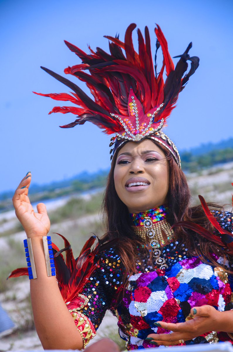 caroline_alfred's tweet photo. "I Am Grateful (Imenem)" Video coming soon💃💃💃
Stream song on....... 
https://t.co/DidVkjF3Nq 
Download song on....... 
https://t.co/PcTb17MeN1
Connect on Instagram @caroline_alfred 
#IamGrateful
#Imenem https://t.co/HJ8GnPZWDT