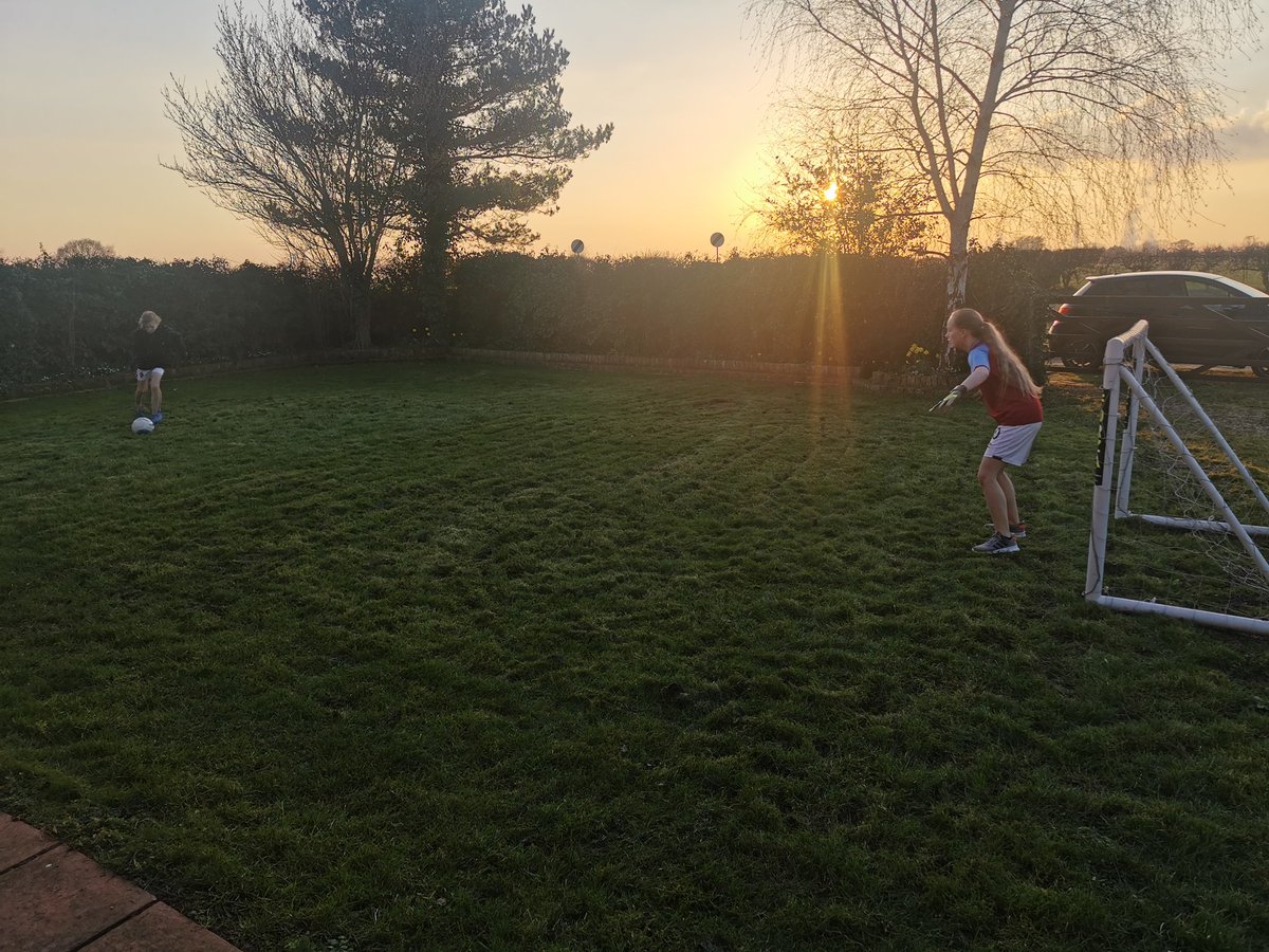 hiltob5's tweet photo. Making the most of the much lighter evenings, Harriet is practicing free kicks at her sister Violet in the garden. Can't wait for the end of March for kids football to be back properly @YorkRTC https://t.co/oIDb3KOCp7