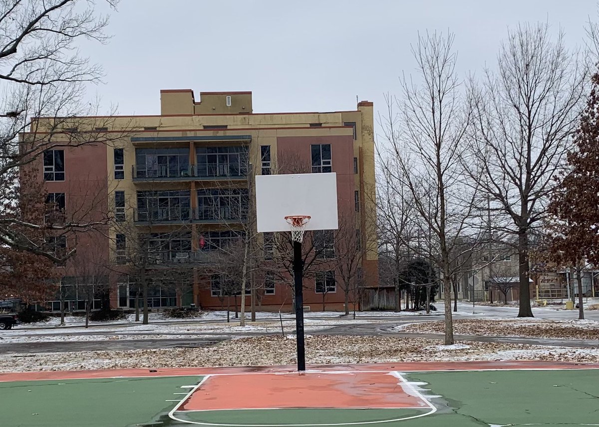 HayesGardner's tweet image. Basketball rims are now back up at parks around Louisville.