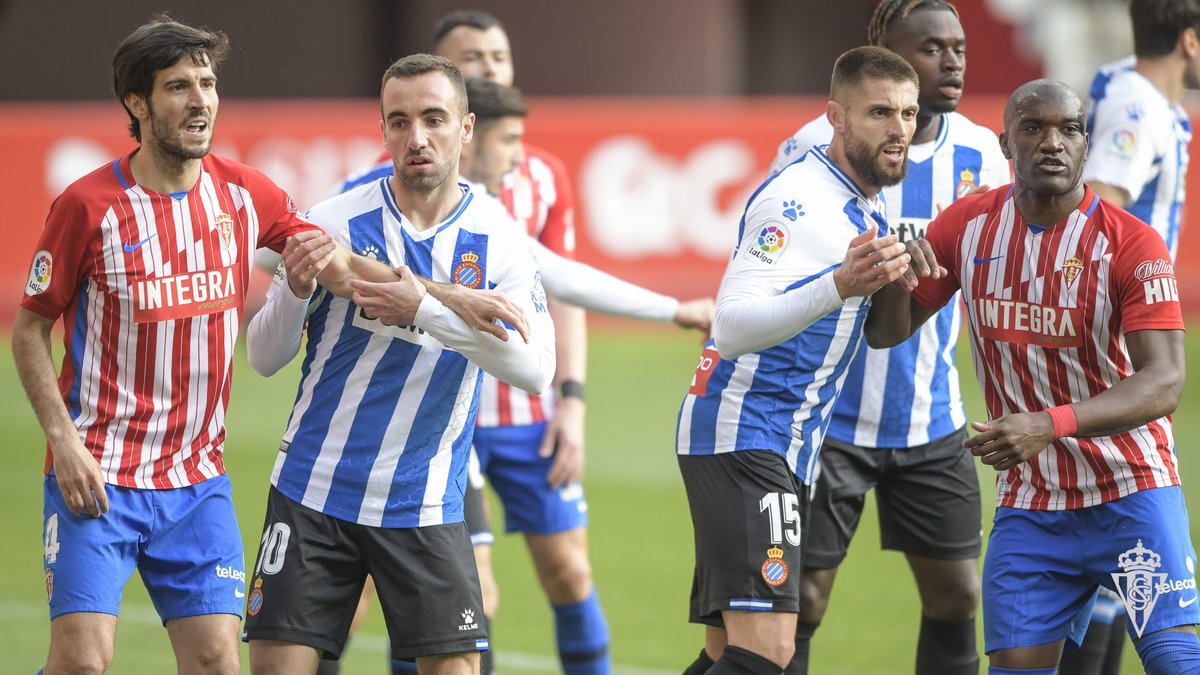 90masdos's tweet photo. 🤝 Reparto de puntos en el partidazo de la jornada

💢 Empate que no sirve al Sporting para recortar en la lucha por el ascenso directo ni al Espanyol, que ve como se escapa el Mallorca

#LaLigaSmartBank #SportingEspanyol https://t.co/P3EMwMV3dX
