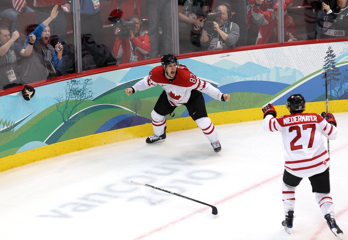 On this day in 2010, Sidney Crosby brought a nation to their feet 🇨🇦